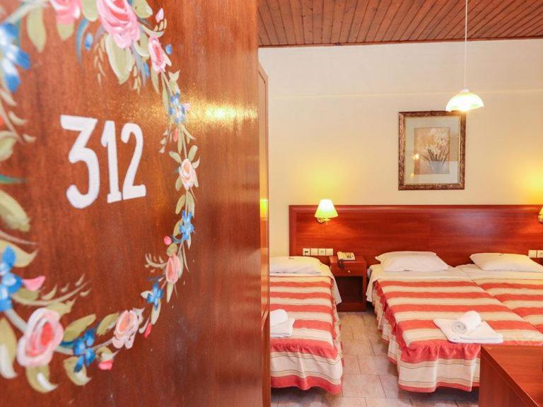 Spa Hotel Alex Лутра Едипсу Екстериор снимка